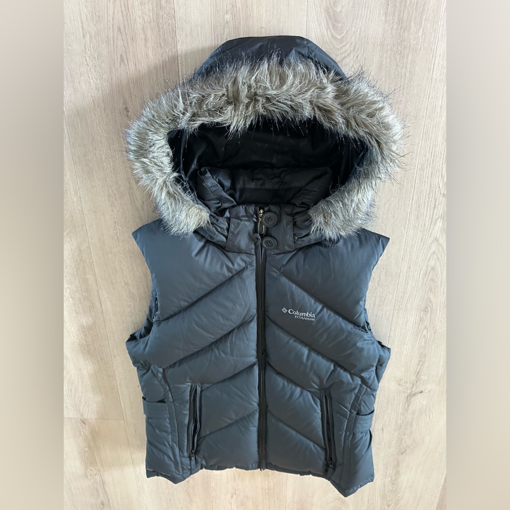 Columbia Sportswear Women’s Puffer Vest with Faux Fur Hood